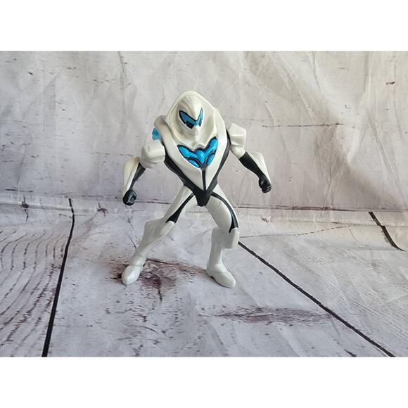 Max Steel White Black Blue Figure Mattel 2014 McDonald's 4" Tall Action Figure - Picture 1 of 6